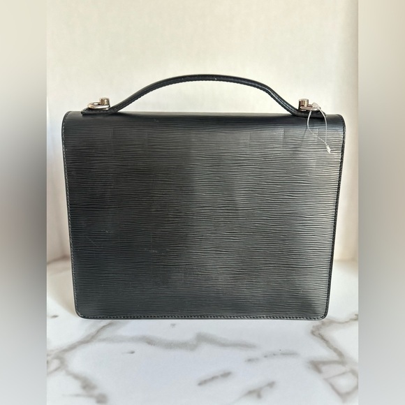 Authentic LOUIS VUITTON black Epi Monceau 28
Hand Bag 2way - Picture 4 of 15